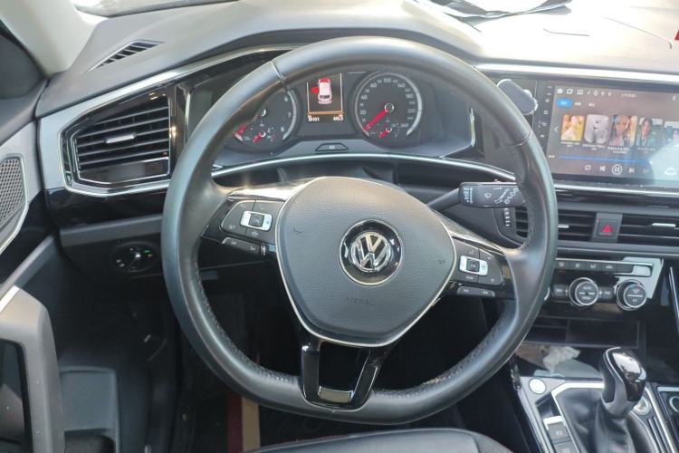 Used Volkswagen Tayron 2019 330TSI Two-Wheel Drive Luxury Model China VI Standard Steering Wheel