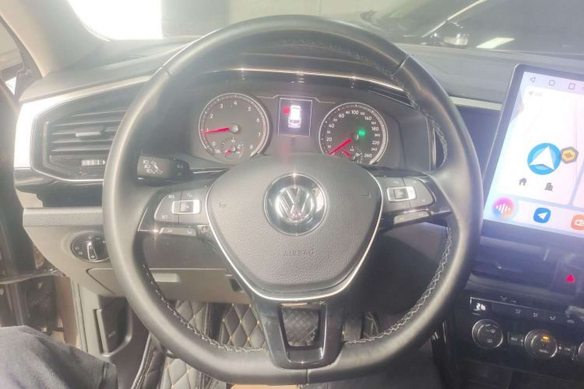 Used Volkswagen Tayron 2019 330TSI Two-Wheel Drive Luxury Model China VI Standard Steering Wheel