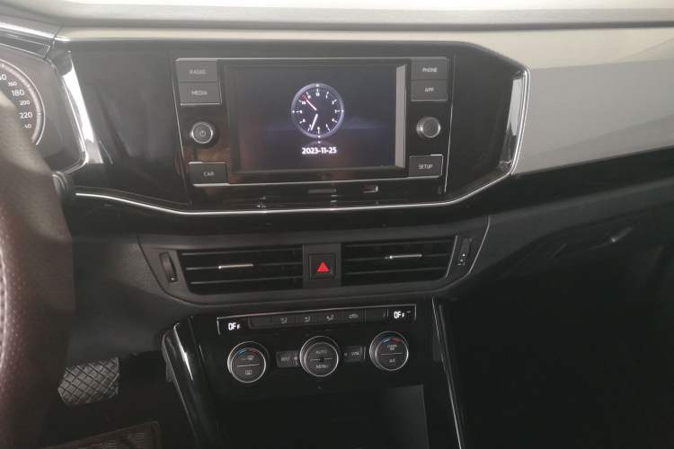 Used Volkswagen Tayron 2019 Teramont Edition 280TSI Two-Wheel Drive Luxury Model China VI Standard Audio And AC Panel