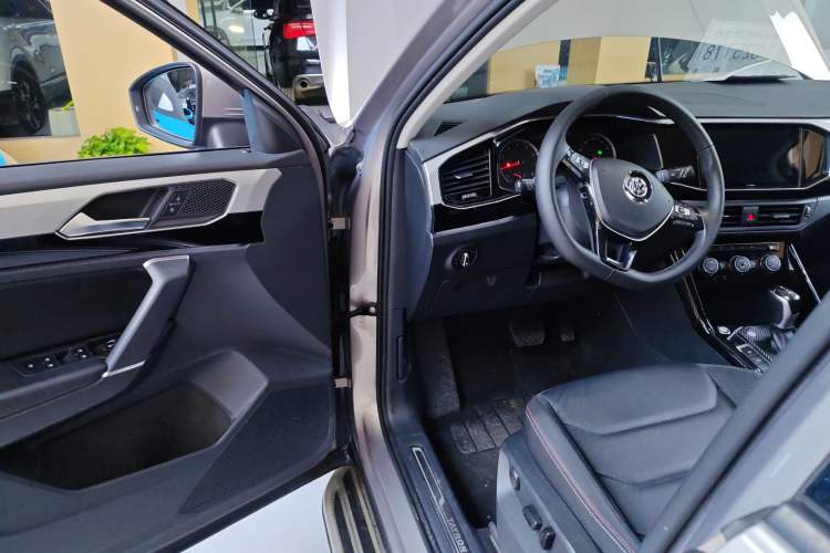 Used Volkswagen Tayron 2019 Teramont Edition 280TSI Two-Wheel Drive Luxury Model China VI Standard Driver Seat