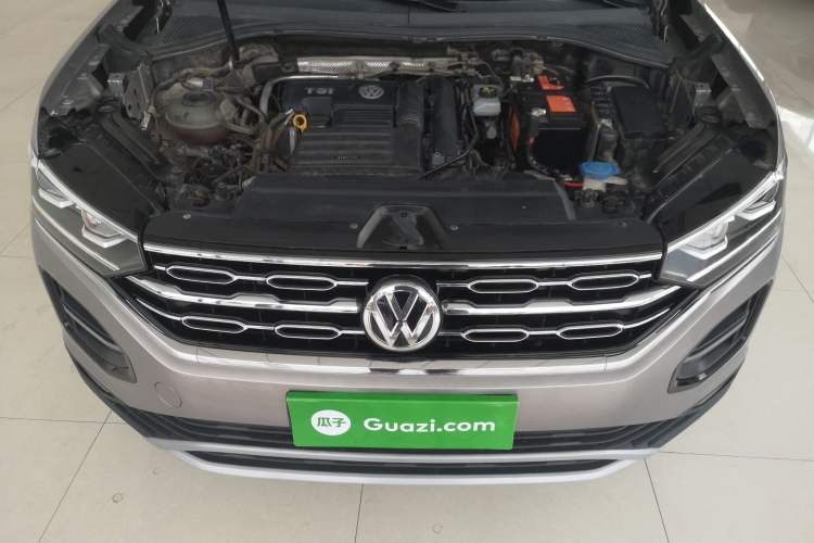 Used Volkswagen Tayron 2019 Teramont Edition 280TSI Two-Wheel Drive Luxury Model China VI Standard Engine Bay
