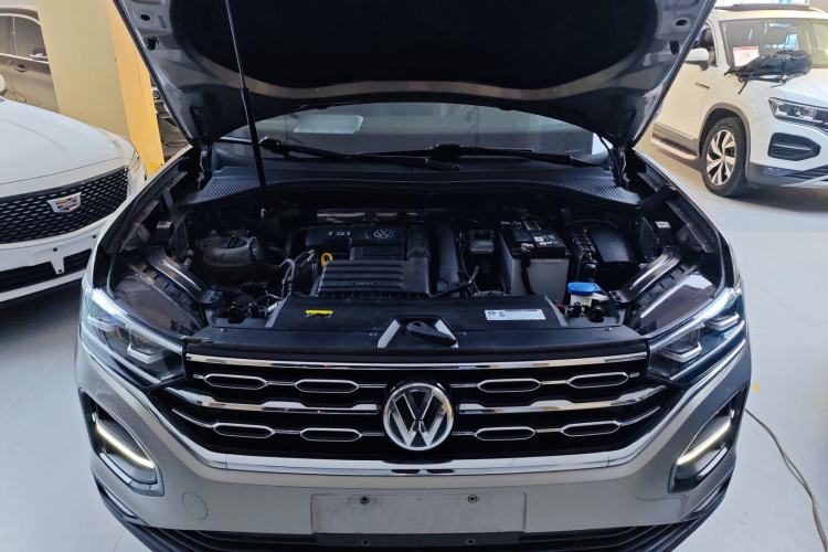 Used Volkswagen Tayron 2019 Teramont Edition 280TSI Two-Wheel Drive Luxury Model China VI Standard Engine Bay