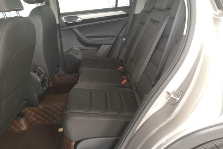 Used Volkswagen Tayron 2019 Teramont Edition 280TSI Two-Wheel Drive Luxury Model China VI Standard Left Rear Seat