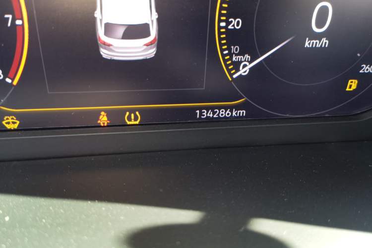 Used Volkswagen Tayron 2019 380TSI Four-Wheel Drive Prestige Model China VI Standard Odometer Close Up