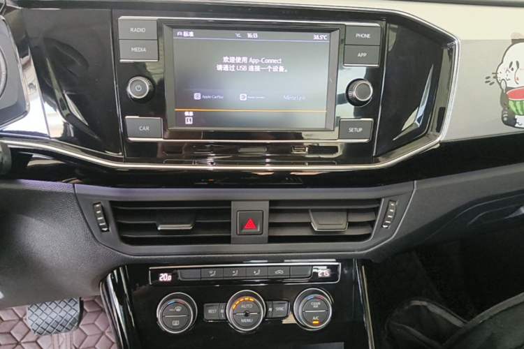 Used Volkswagen Tayron 2019 330TSI Two-Wheel Drive Luxury Model China VI Standard Audio And AC Panel