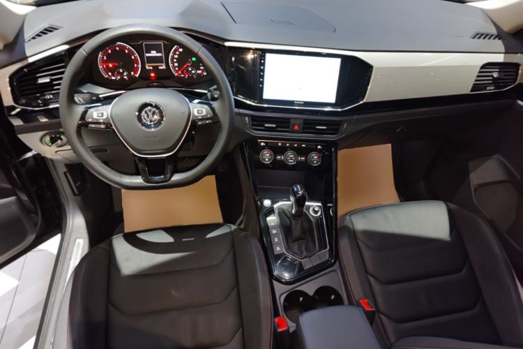 Used Volkswagen Tayron 2019 Teramont Edition 280TSI Two-Wheel Drive Luxury Model China VI Standard Center Console