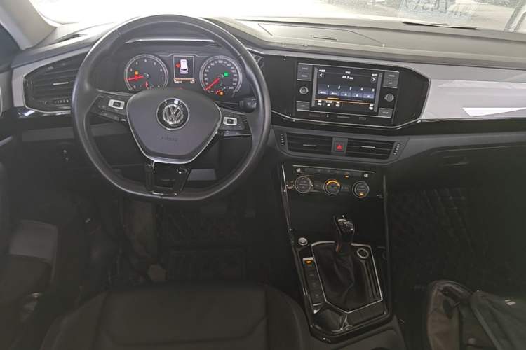 Used Volkswagen Tayron 2019 330TSI Two-Wheel Drive Luxury Model China VI Standard Center Console