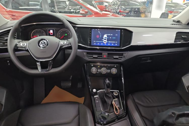 Used Volkswagen Tayron 2019 330TSI Two-Wheel-Drive Luxury Version China V Emission Standard Center Console
