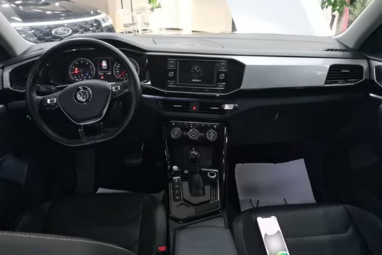 Used Volkswagen Tayron 2019 Teramont Edition 280TSI Two-Wheel Drive Luxury Model China VI Standard Center Console