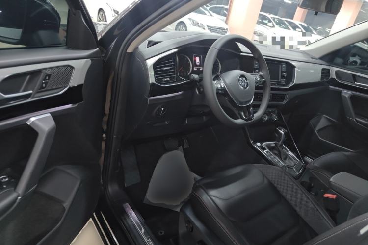 Used Volkswagen Tayron 2019 330TSI Two-Wheel-Drive Luxury Version China V Emission Standard Driver Seat