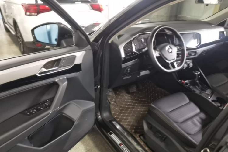 Used Volkswagen Tayron 2019 330TSI Two-Wheel Drive Luxury Model China VI Standard Driver Seat