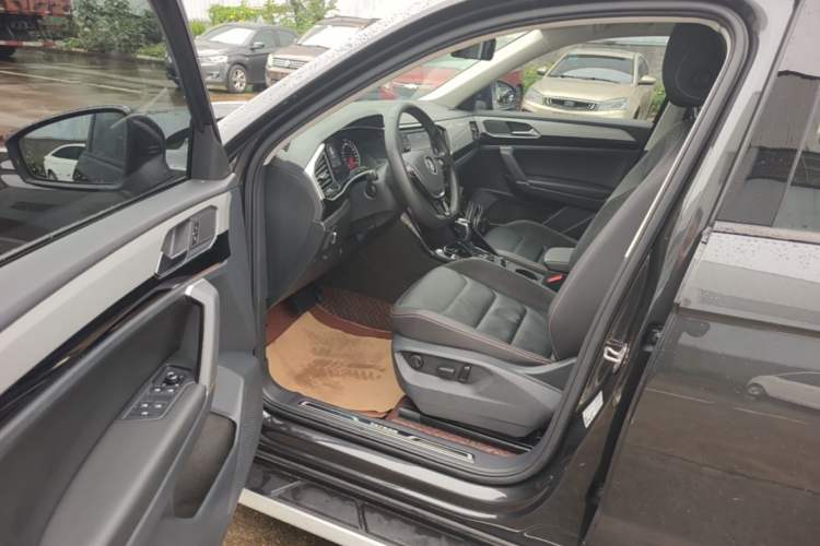 Used Volkswagen Tayron 2019 Teramont Edition 280TSI Two-Wheel Drive Luxury Model China VI Standard Driver Seat
