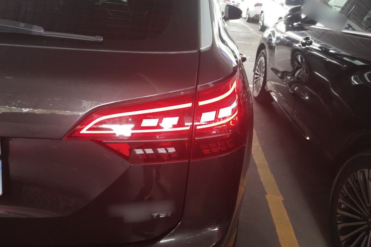 Used Volkswagen Tayron 2019 330TSI Two-Wheel-Drive Luxury Version China V Emission Standard Exterior 3