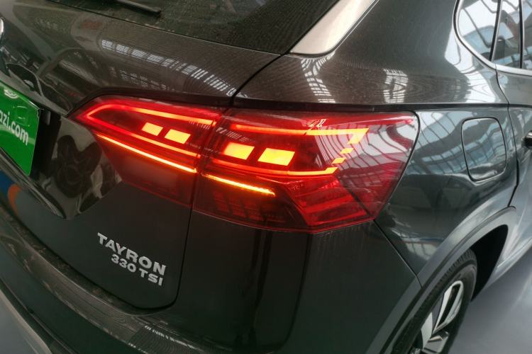 Used Volkswagen Tayron 2019 330TSI Two-Wheel-Drive Luxury Version China V Emission Standard Exterior 3