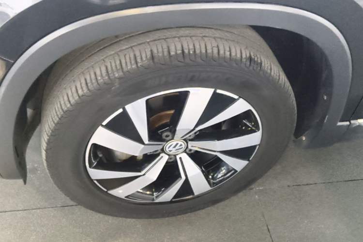Used Volkswagen Tayron 2019 330TSI Two-Wheel Drive Luxury Model China VI Standard Exterior 4