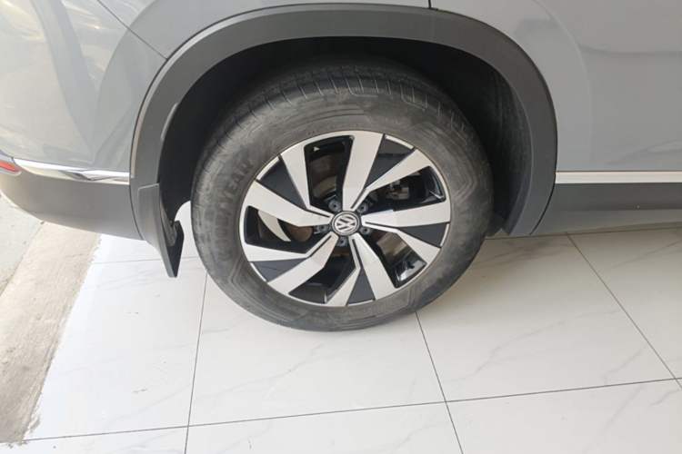 Used Volkswagen Tayron 2019 330TSI Two-Wheel Drive Luxury Model China VI Standard Exterior 5