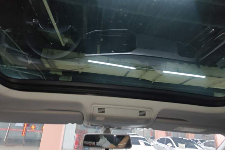 Used Volkswagen Tayron 2019 330TSI Two-Wheel-Drive Luxury Version China V Emission Standard Headliner