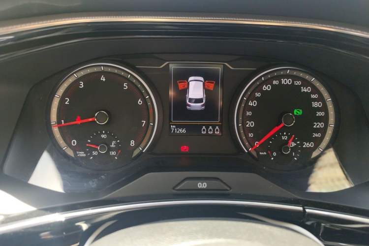 Used Volkswagen Tayron 2019 330TSI Two-Wheel Drive Luxury Model China VI Standard Instrument Cluster