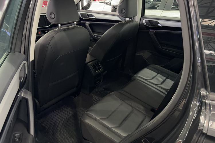 Used Volkswagen Tayron 2019 330TSI Two-Wheel Drive Luxury Model China VI Standard Interior 2