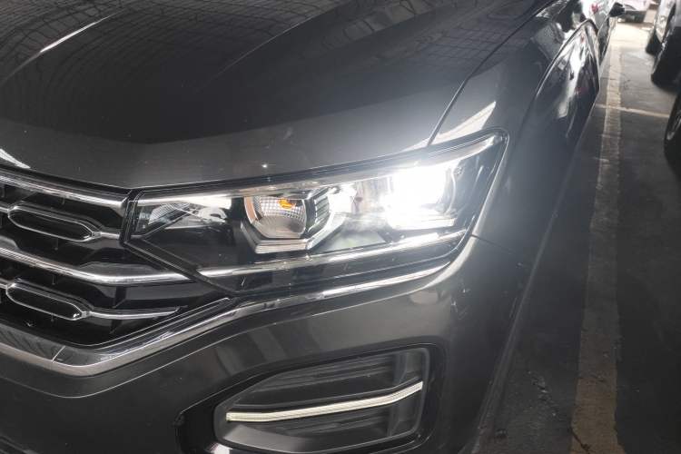 Used Volkswagen Tayron 2019 330TSI Two-Wheel-Drive Luxury Version China V Emission Standard Left Front Headlight