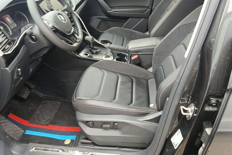 Used Volkswagen Tayron 2019 330TSI Two-Wheel Drive Luxury Model China VI Standard Left Front Seat