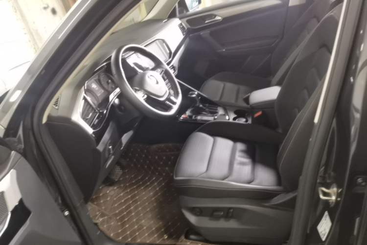 Used Volkswagen Tayron 2019 330TSI Two-Wheel Drive Luxury Model China VI Standard Left Front Seat