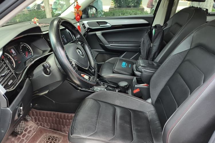 Used Volkswagen Tayron 2019 330TSI Two-Wheel Drive Luxury Model China VI Standard Left Front Seat