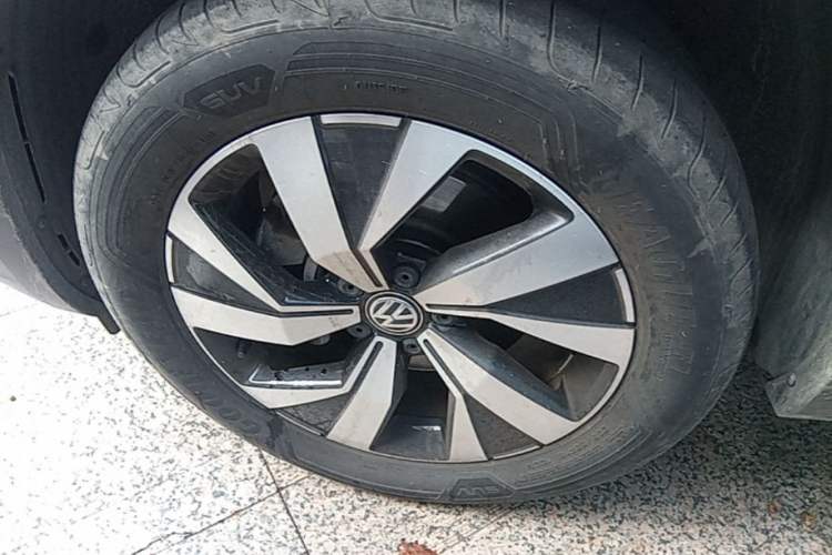 Used Volkswagen Tayron 2019 330TSI Two-Wheel Drive Luxury Model China VI Standard Left Front Wheel Hub