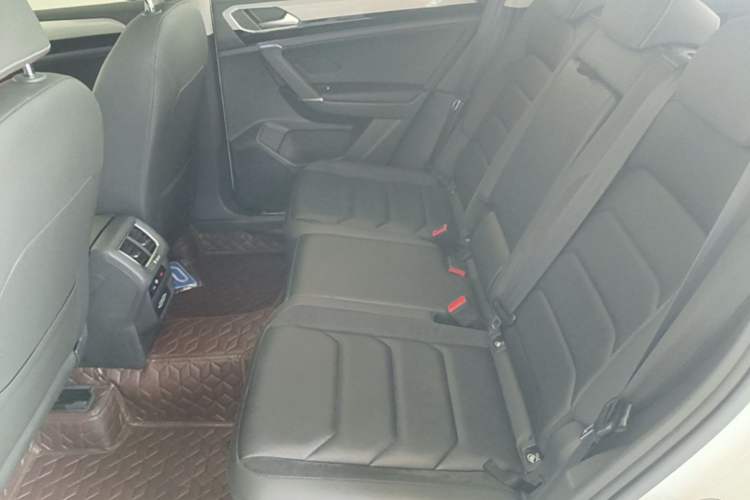Used Volkswagen Tayron 2019 330TSI Two-Wheel Drive Luxury Model China VI Standard Left Rear Seat