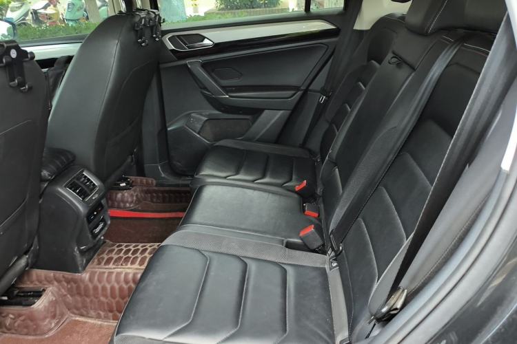 Used Volkswagen Tayron 2019 330TSI Two-Wheel Drive Luxury Model China VI Standard Left Rear Seat