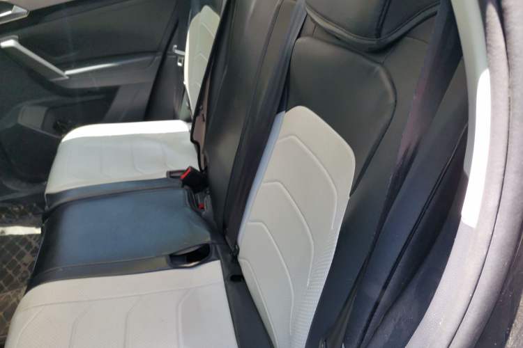 Used Volkswagen Tayron 2019 330TSI Two-Wheel Drive Luxury Model China VI Standard Left Rear Seat