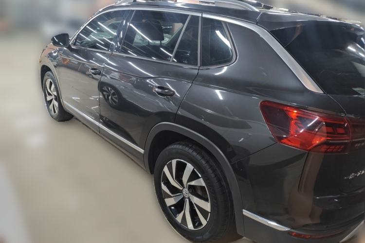 Used Volkswagen Tayron 2019 330TSI Two-Wheel-Drive Luxury Version China V Emission Standard Rear Left 45 Deg