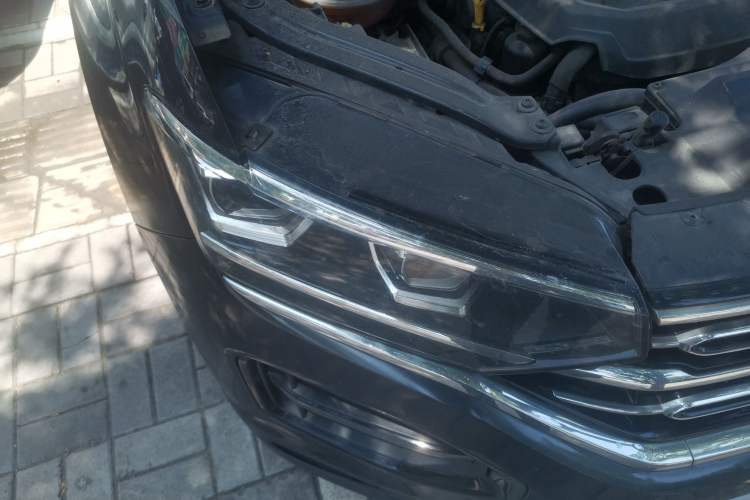 Used Volkswagen Tayron 2019 330TSI Two-Wheel Drive Luxury Model China VI Standard Right Front Headlight
