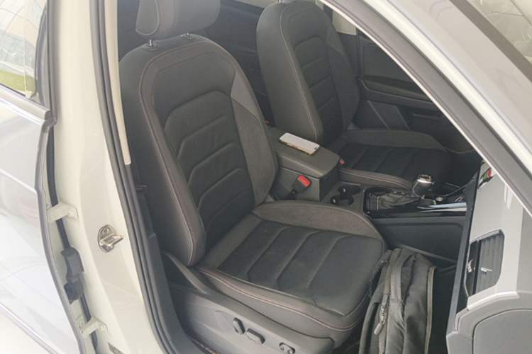 Used Volkswagen Tayron 2019 330TSI Two-Wheel Drive Luxury Model China VI Standard Right Front Seat