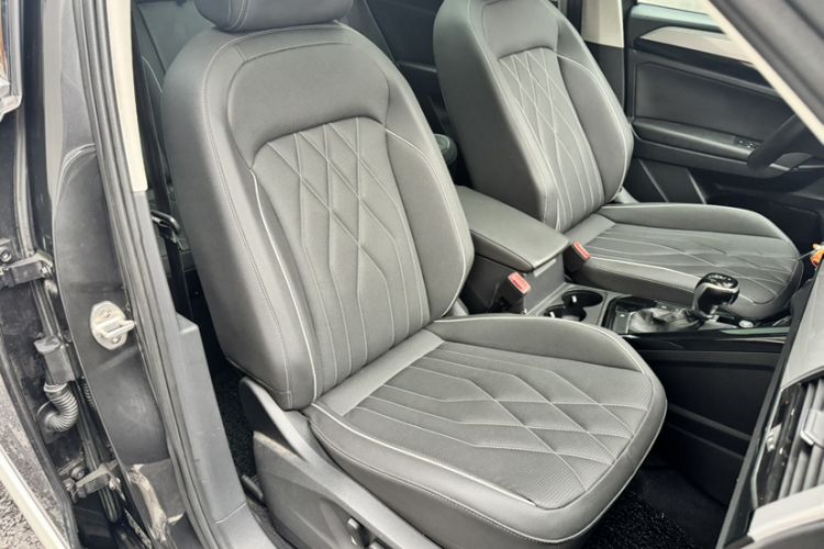 Used Volkswagen Tayron 2019 330TSI Two-Wheel Drive Luxury Model China VI Standard Right Front Seat