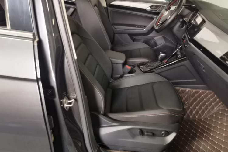 Used Volkswagen Tayron 2019 330TSI Two-Wheel Drive Luxury Model China VI Standard Right Front Seat