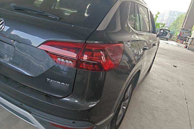 Used Volkswagen Tayron 2019 330TSI Two-Wheel Drive Luxury Model China VI Standard Right Rear Taillight