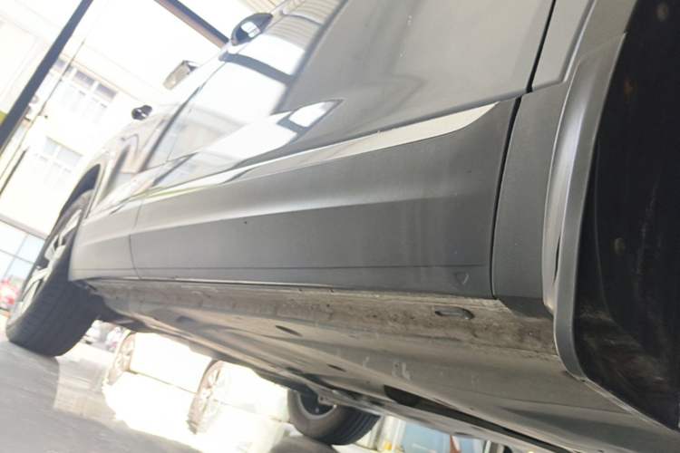 Used Volkswagen Tayron 2019 330TSI Two-Wheel Drive Luxury Model China VI Standard Right Side Sill