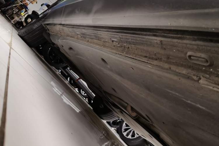 Used Volkswagen Tayron 2019 330TSI Two-Wheel Drive Luxury Model China VI Standard Right Side Sill