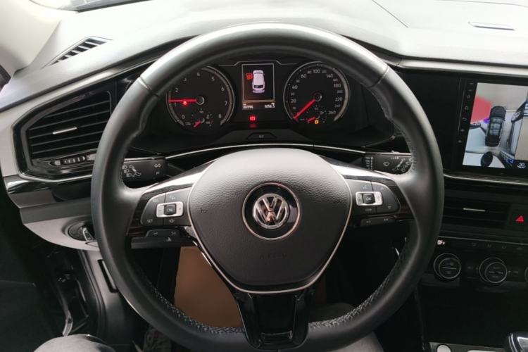 Used Volkswagen Tayron 2019 330TSI Two-Wheel Drive Luxury Model China VI Standard Steering Wheel