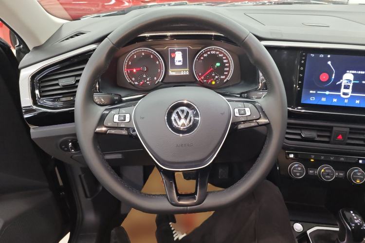 Used Volkswagen Tayron 2019 330TSI Two-Wheel-Drive Luxury Version China V Emission Standard Steering Wheel