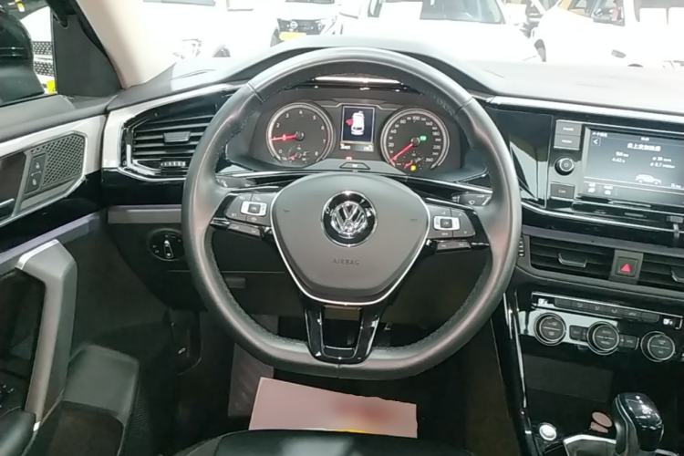 Used Volkswagen Tayron 2019 Teramont Edition 280TSI Two-Wheel Drive Luxury Model China VI Standard Steering Wheel