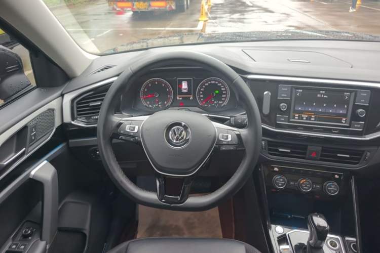 Used Volkswagen Tayron 2019 Teramont Edition 280TSI Two-Wheel Drive Luxury Model China VI Standard Steering Wheel