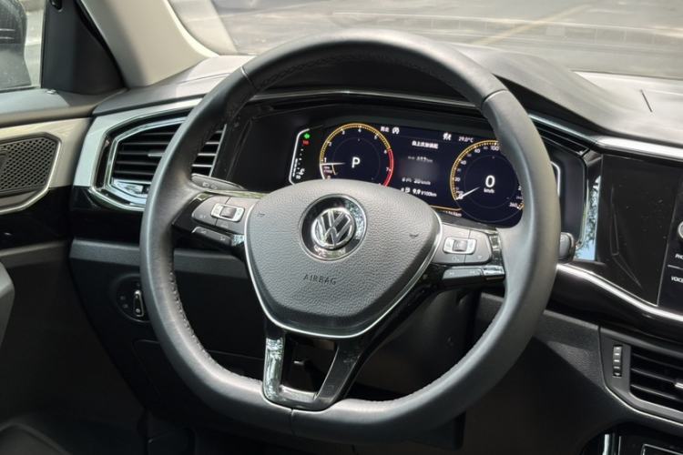 Used Volkswagen Tayron 2019 330TSI Two-Wheel Drive Luxury Model China VI Standard Steering Wheel