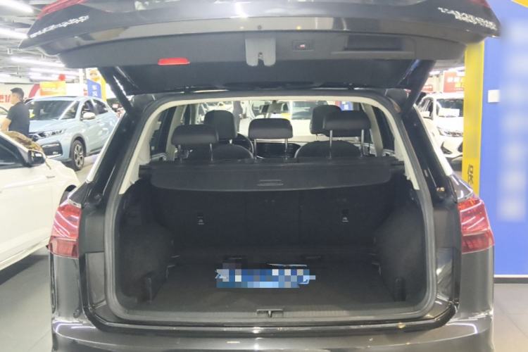 Used Volkswagen Tayron 2019 330TSI Two-Wheel Drive Luxury Model China VI Standard Trunk