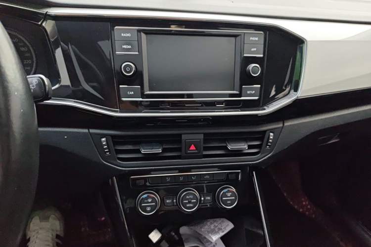 Used Volkswagen Tayron 2019 Teramont Edition 280TSI Two-Wheel Drive Luxury Model China VI Standard Audio And AC Panel