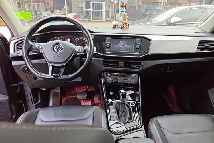 Used Volkswagen Tayron 2019 Teramont Edition 280TSI Two-Wheel Drive Luxury Model China VI Standard Center Console