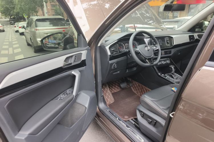 Used Volkswagen Tayron 2019 Teramont Edition 280TSI Two-Wheel Drive Luxury Model China VI Standard Driver Seat