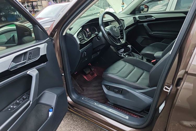 Used Volkswagen Tayron 2019 Teramont Edition 280TSI Two-Wheel Drive Luxury Model China VI Standard Driver Seat