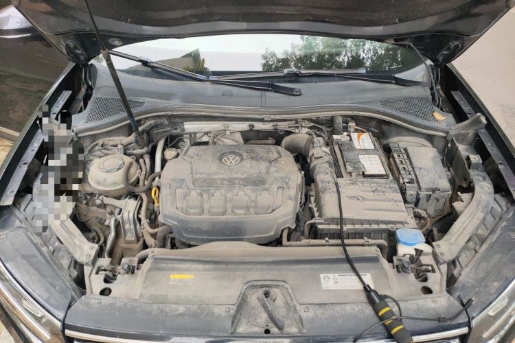 Used Volkswagen Tayron 2019 330TSI Two-Wheel Drive Luxury Model China VI Standard Engine Bay